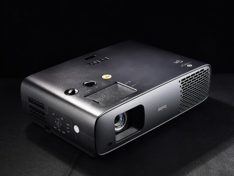 明基W4100i深度实测：这台定制级影院机 把专业院线搬进家