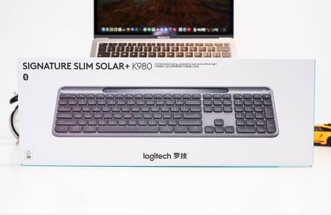 有光就有电 没光能用四个月！罗技Signature Slim Solar K980上手体验