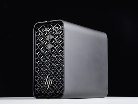 比NAS小，比台式机性能还强！体验锐龙AI Ma×+ PRO 395迷你电脑