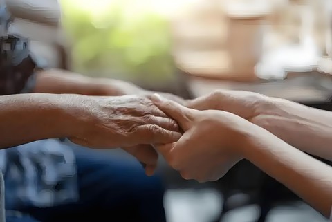 国庆陪爸妈，用这些家电改掉“乱省电”的老习惯