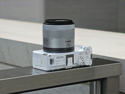 轻巧高颜值的随身拍照神器 佳能EOS R50 V上手体验