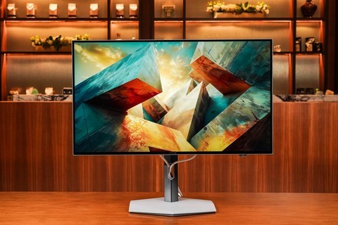 AGON AGP327UZD显示器评测：双擎制胜 主宰战场