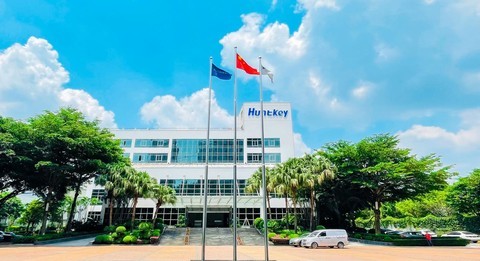 从“能用”到“敢用”：技术原厂如何重塑下一代充电器安全标准？