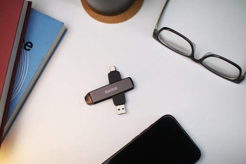 记录她瞬间 解锁高效数字生活 闪迪存储产品妇女节福利来了