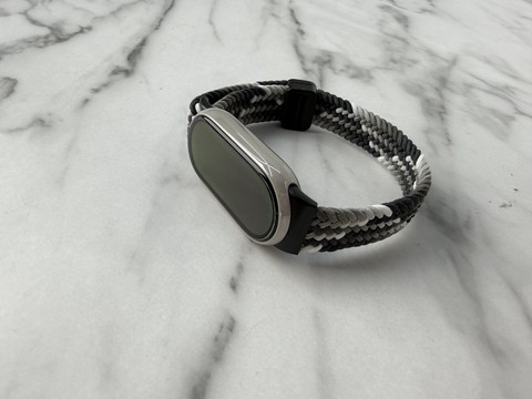 小米手环10陶瓷版评测：价格是手表零头，真能行？