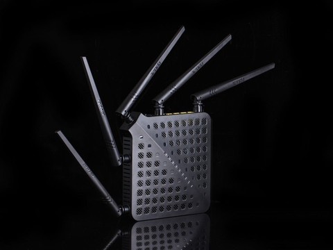 DIY从入门到放弃：路由器信号满格的小技巧快来看