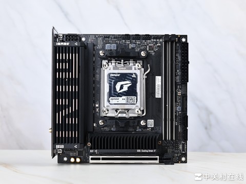 七彩虹iGame B850I MINI OC V14主板评测 X3D AI高帧加持 性能一键满血