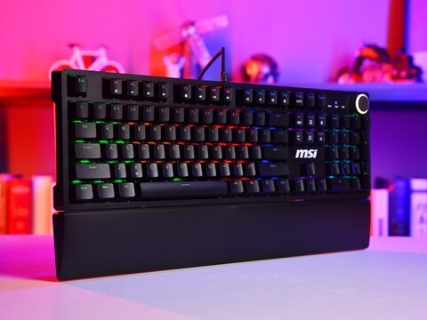 一把键盘，两种形态，微星FORGE GK320、GM330游戏键鼠图赏