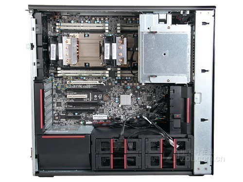 ֻThinkStation P710 