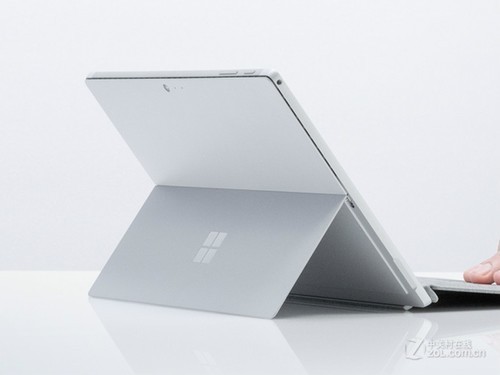 Ʒ�ʱ��ϳ�Ч����΢��Surface Pro6�ֻ� 