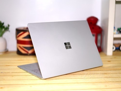 ��Խʽ����������΢��Surface Laptop�� 
