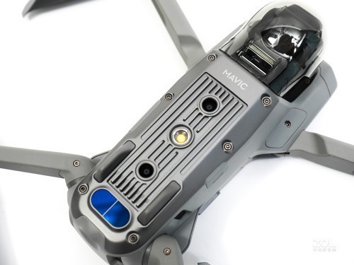 体积小性能强大疆御AIR 2套装促6699元