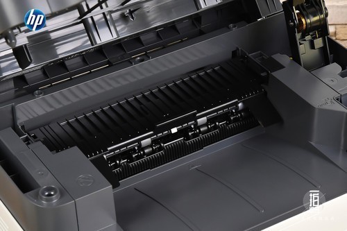 设计时尚紧凑 惠普打印机136w西安现货