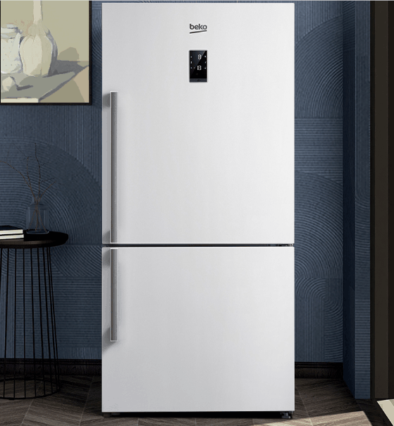 买不起总看得起巴萨合作品牌倍科大宽门冰箱13999元预购