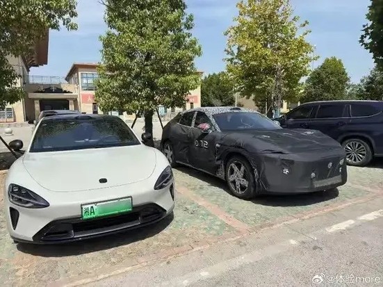 С���׿�SUV�ع⣬��SU7ͬ��չ�ֵ�ſ����