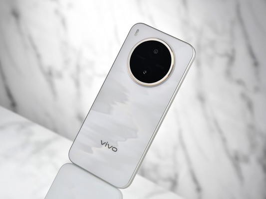 vivo Y600 Pro美图欣赏:东方美学与科技质感融于一机之上