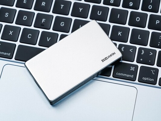 商务属性拉满!致态灵·先锋版4TB移动固态硬盘赏析