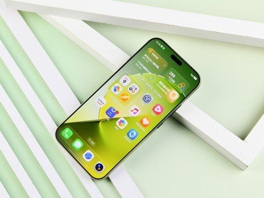 苔青入镜,自然出彩 荣耀Magic9 Pro Max新机图赏