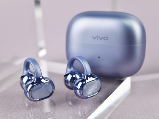 vivo Buds Clip美图欣赏:将微光夹于耳上
