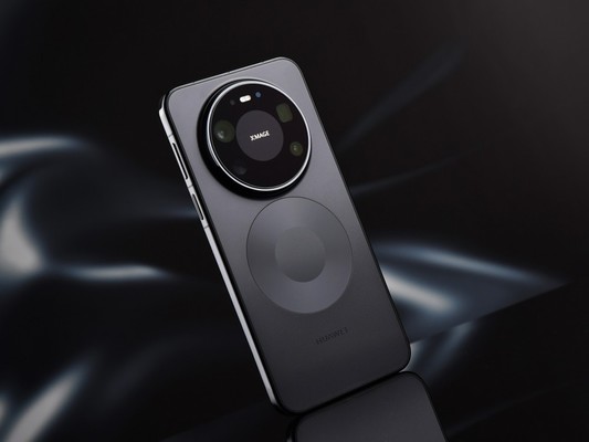 华为Mate 80 Pro Max风驰版图赏 隐藏风扇真冷静