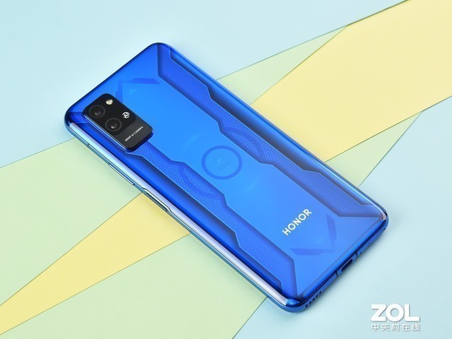 �µ���200����12����Ϣ ����ҫPlay4 Pro�Ͼ��� 