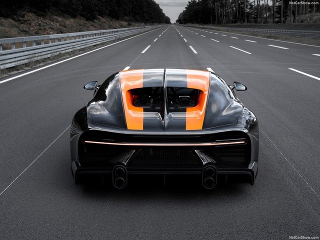 ó:ӵChironSuperSport 300+