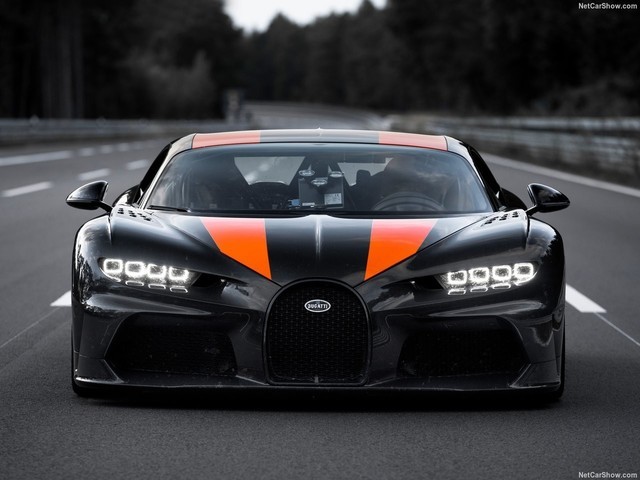 ó:ӵChironSuperSport 300+