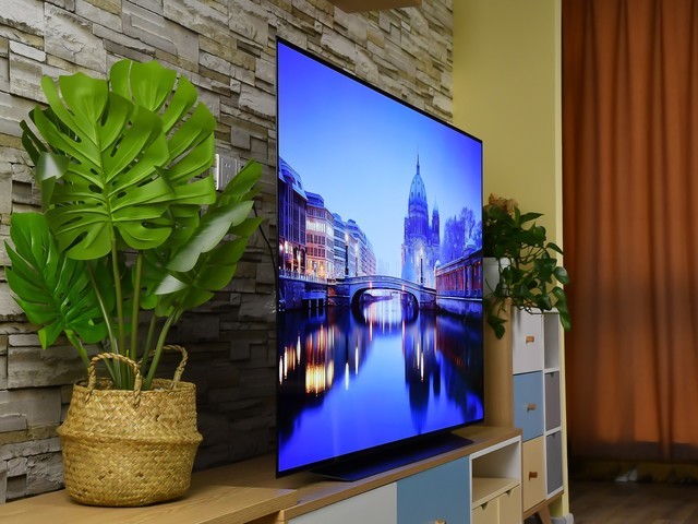  Both are flagship OLED TV LG and Sony, who is the editor's choice 