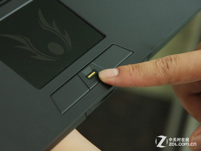 GTX880M强势独显 神舟战神K680E评测