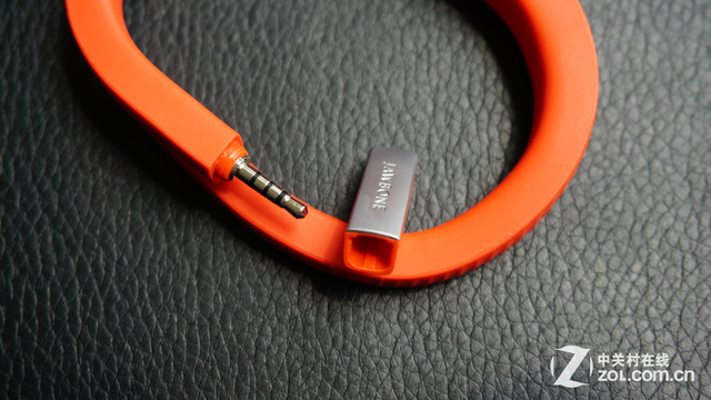 Jawbone Up24体验:让人欲罢不能跑两圈