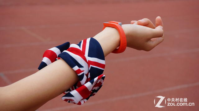 Jawbone Up24体验:让人欲罢不能跑两圈