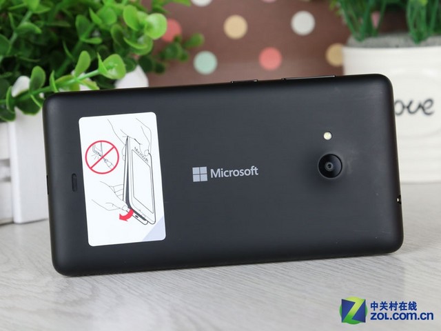 尝鲜微软首款Lumia535 还是诺基亚味道 