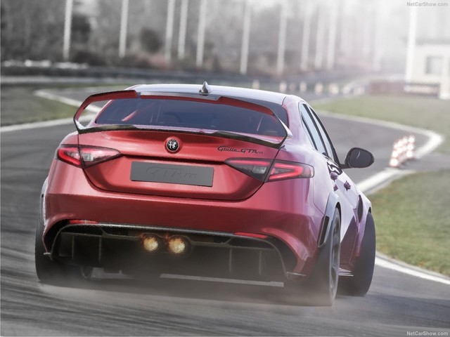 óŷGiulia GTA