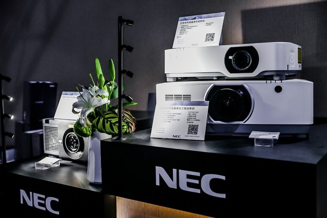 InfoComm 2019NECά̬չʾ