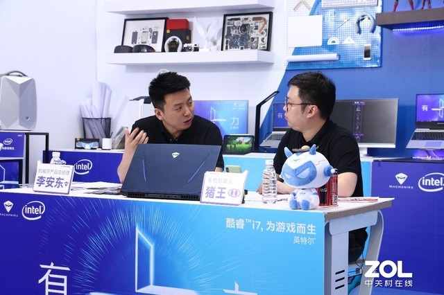 十代酷睿处理器战力加成，Machenike机械师线上直播刷新体验 