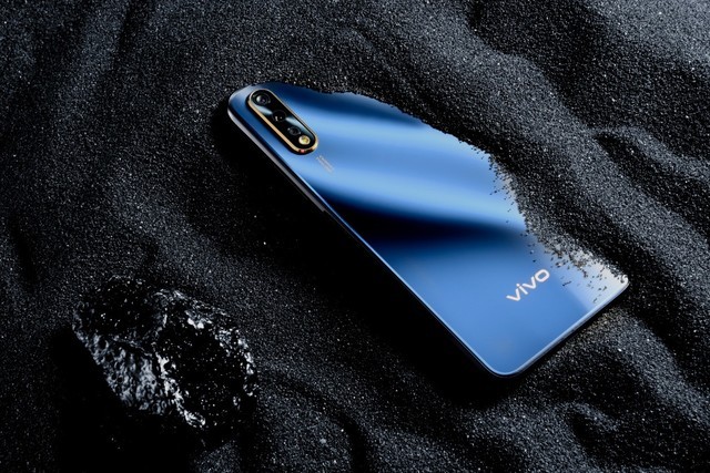 vivo Z5ɫ׷һ 񻶴ʽ 