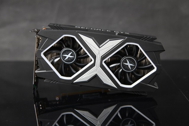 GTX 1660 Ti Ź OC 