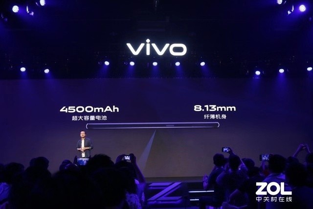 vivo Z54800AI 1598Ԫ 
