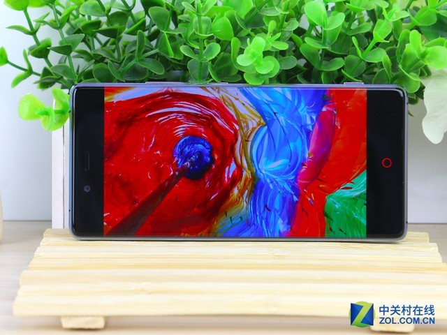 չӾ ׿ޱ߿ֻnubia Z9ײ 