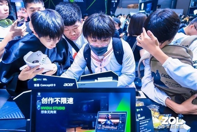 NVIDIAŽУRTX GPUǿѧѧλɫ 