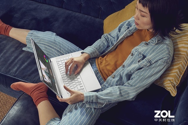 升级创作新体验!搭载十代酷睿移动版的惠普ENVY 15震撼上市