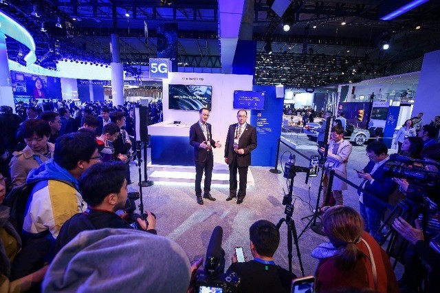 OPPO 5G�ֻ��������� ���Ȳ���չʾӲʵ�������� 