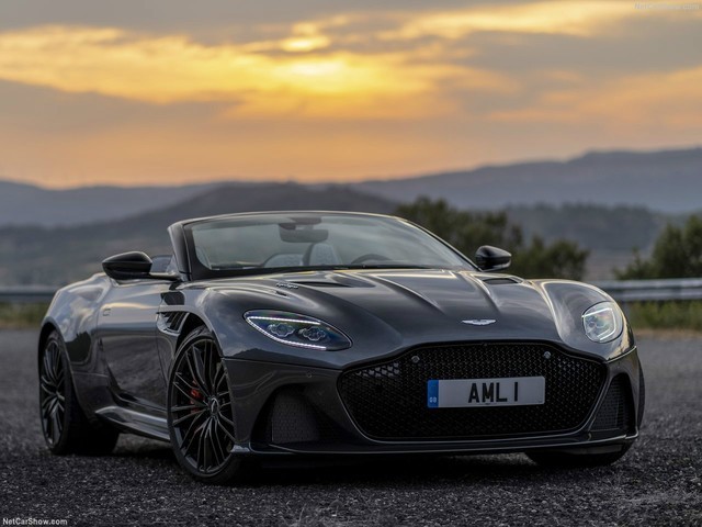 大劲撩车:轻型飞行,全新阿斯顿马丁DBS