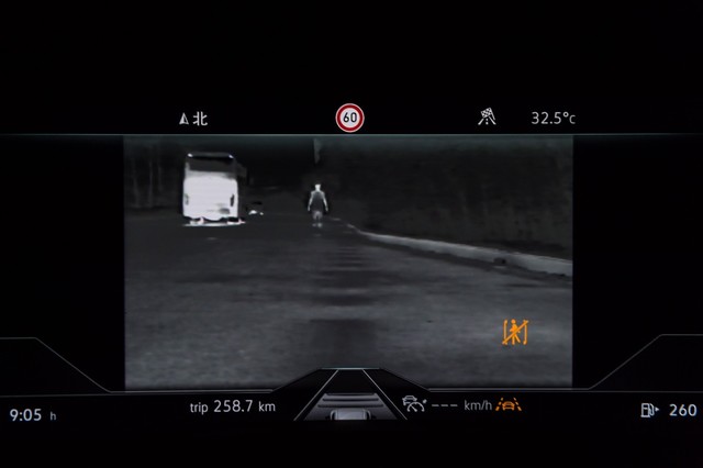 新途锐 配备Night Vision夜视系统