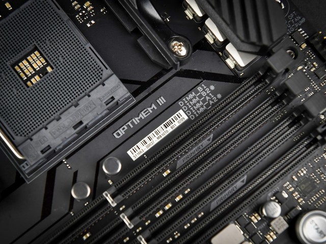 x570主板登场华硕rogc8h主板图赏