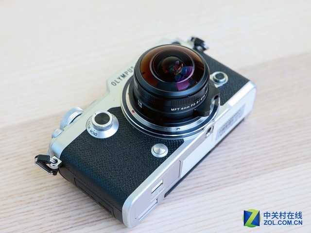 ӽ210 4mm f/2.8۾ͷ 