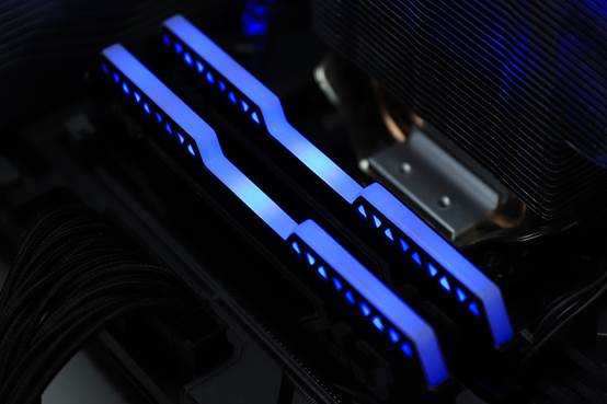̩X3 RGB3600MHzƵ ҪҪԼ 