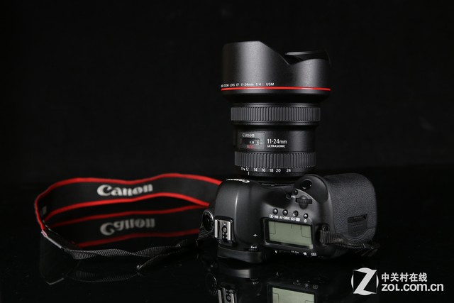 ݵӽ 11-24mm F4 
