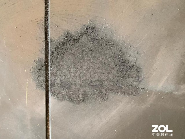 ��ƻ���ٻ�֮ǰ һ̨MacBook Pro���ը�� 