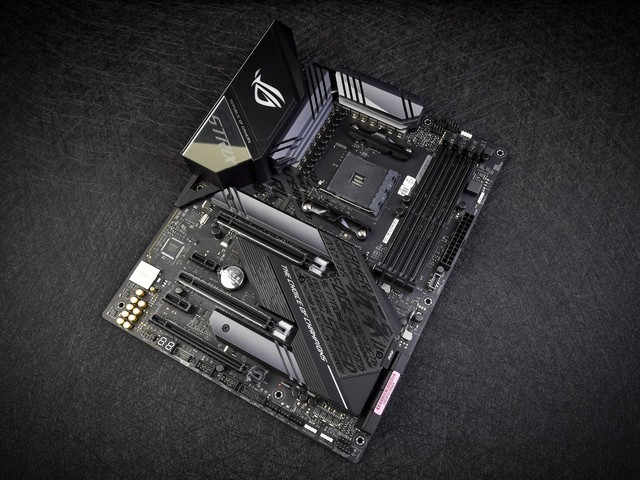 Ϯ ROG STRIX X570-E GAMINGͼ